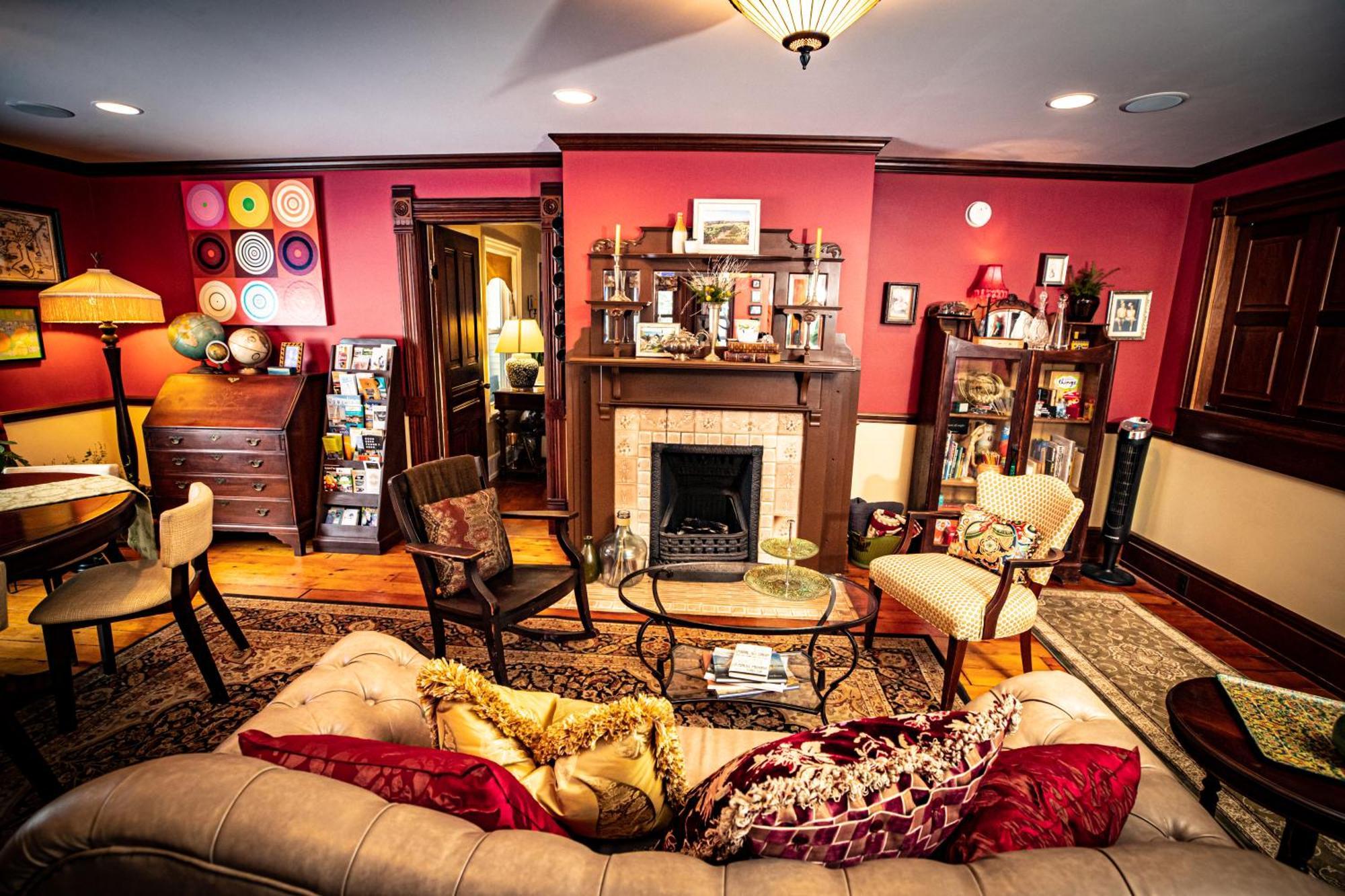 Twin Oaks Inn Saugatuck Kültér fotó