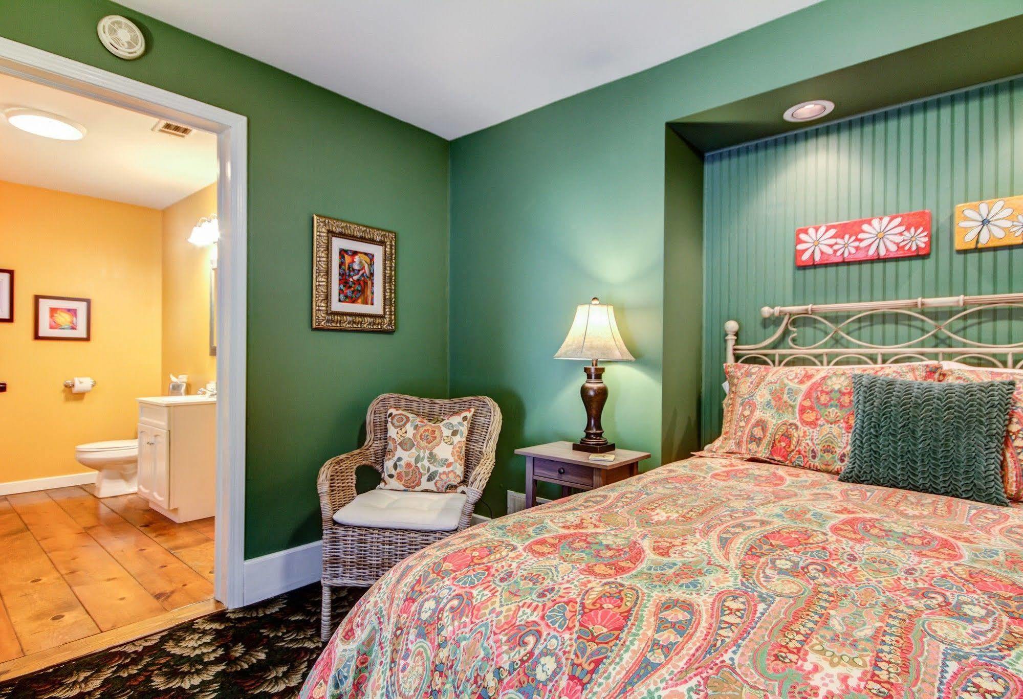 Twin Oaks Inn Saugatuck Kültér fotó
